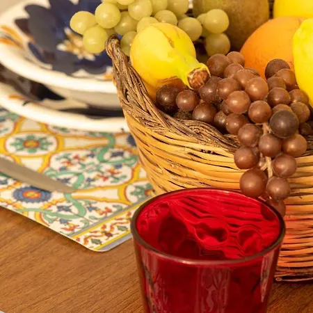 Vomero Cilea House With Balcony Апартаменты