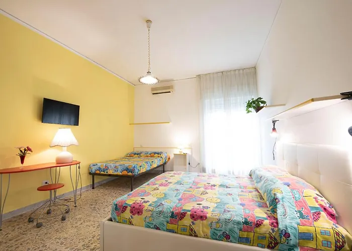Vomero Cilea House With Balcony * Napoli