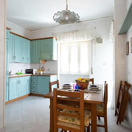 Vomero Cilea House With Balcony *