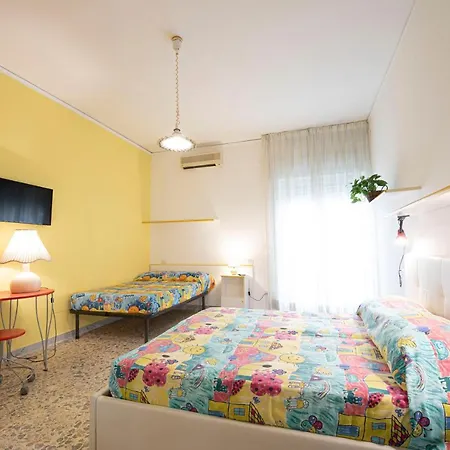 Vomero Cilea House With Balcony * Neapol
